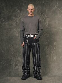 Manfinity EMRG Men's Casual Street Style Distressed Black Denim Jeans - Black - View 4