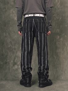 Manfinity EMRG Men's Casual Street Style Distressed Black Denim Jeans - Black - View 2
