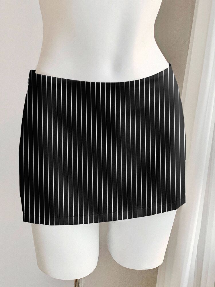 Comfortcana Women's Casual Preppy Ultra-Low Waist Mini Skirt, Black And White Striped Pattern, Y2K Style, Fall, Chic, Festival, Graduation, Work School Date - Multicolor - View 3