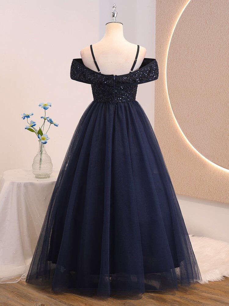 SHEIN Gaun Malam Panjang Tanpa Bahu Berwarna Biru Tua Berhiaskan Payet untuk Remaja Perempuan, Gaun dengan Hem Tulle Berlapis-lapis, Pengerjaan Mewah dan Berat, Gaya Elegan Prancis, Cocok untuk Liburan, Upacara Wisuda, Musim Kembali ke Sekolah, Musim Pernikahan, Upacara Kedewasaan, Prom, Pesta, Natal, Halloween, Gaun Musim Gugur/Dingin, Semua Musim - Biru - View 2