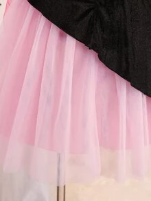 SHEIN Tween Girls Fall Black And Pink Velvet, 3D Organza Flower, Multi-Layer Tulle Puff Skirt, Asymmetrical Petal Design, Halter Neck Knitted Fitted Dress - Black - View 5