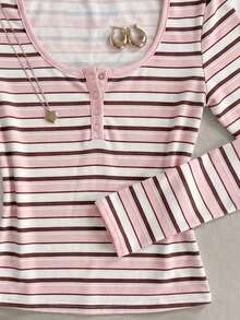 SHEIN 少女秋/冬條紋領收腰長袖T恤－百搭單品，適合正式場合、旅行、度假與日常街頭穿搭；亦可作為姊妹裝或親子裝穿著，展現甜美魅力 - 粉色 - 查看 8