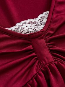 SHEIN Kaos Lengan Panjang Kasual Rajut Warna Burgundy dengan Hiasan Renda untuk Remaja Perempuan - Merah - View 2
