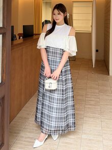 Bijouette 限量版大尺碼黑白拼接格紋印花網紗洋裝，法式優雅拼接設計，上身露肩荷葉邊設計，時尚顯瘦，下身黑白格紋印花A字長裙，完美遮肚顯瘦，適合梨形與蘋果型身材，全尺碼選擇，不緊繃，可調節背部設計，時尚顯瘦，適合所有身形 - 黑與白 - 查看 1