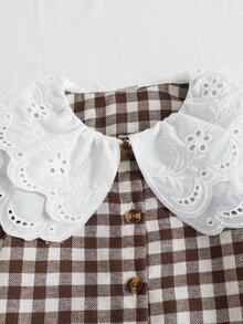SHEIN Playful Pals 女嬰春秋白色蕾絲圓領長袖上衣，時尚百搭娃娃風襯衫，彈性袖口，舒適時尚適合日常穿著 - 棕色 - 查看 6