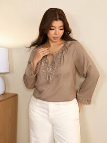 EMERY ROSE CURVE Plus Size Women's Autumn/Winter Fashion Casual Loose Comfortable Daily Basic V-Neck Lace Trim Patchwork Long Sleeve Blouse Fall - Khaki - View 3