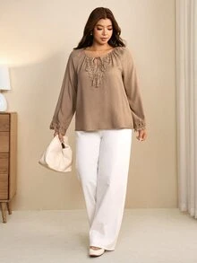 EMERY ROSE CURVE Plus Size Women's Autumn/Winter Fashion Casual Loose Comfortable Daily Basic V-Neck Lace Trim Patchwork Long Sleeve Blouse Fall - Khaki - View 5