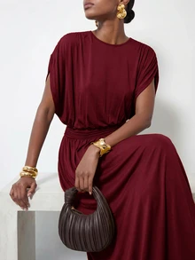 Zivah Women's Solid Color Round Neck Batwing Short Sleeve Elegant Long Dress - Burgundy - View 8