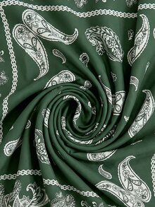 Nöista Green Paisley Scarf With Fringe. Soft Drape And Elegant Print. Feminine And Bohemian. A Statement Accessory For Autumn Looks - Green - View 5