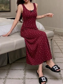 DAZY 甜美碎花無袖收腰長洋裝 夏季女款睡裙 - 酒紅色 - 查看 5