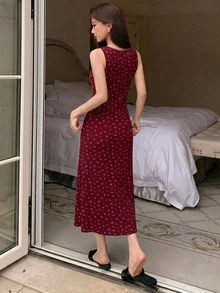 DAZY 甜美碎花無袖收腰長洋裝 夏季女款睡裙 - 酒紅色 - 查看 2