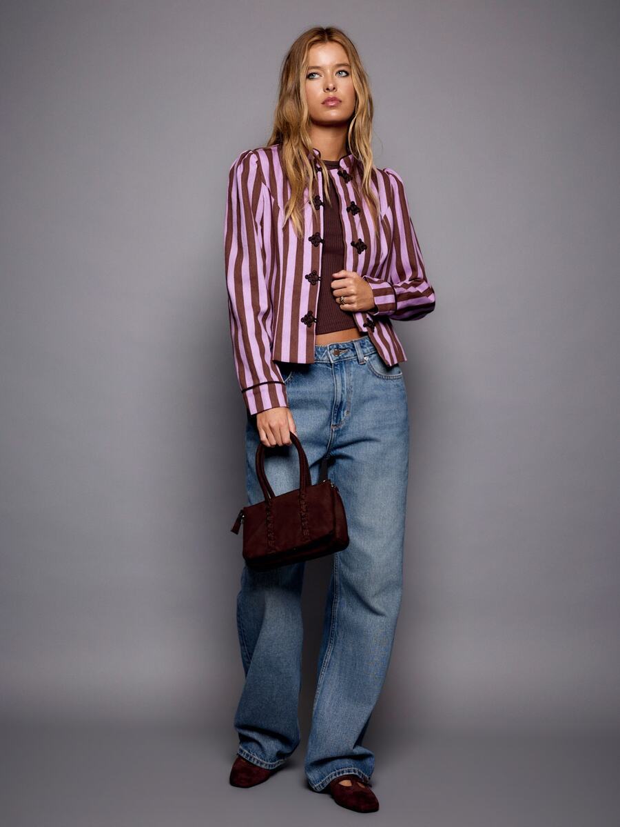 Nöista Stripped Fitted Top With Oriental Contrast Buttons, Perfect For Fall Winter Weekends, Going Out And Especial Occations. Cute, Casual, Vacation - Brown - View 1