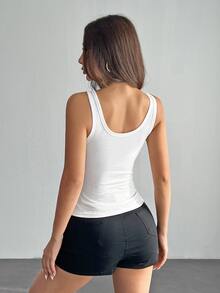 SHEIN PETITE Casual Basic All-Match White Cami Top With Deep U-Neck And Racerback,Petite Women Everyday Daytime Daily Wear Summer - White - View 2