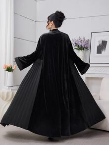 Al Najma Autumn/Winter Fashionable Elegant Black Velvet Patchwork Pleated Flare Sleeve Open Front Women Jacket - Black - View 2