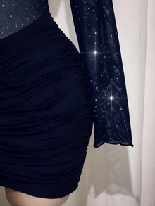 SHEIN ICON 大尺碼女款黑色秋季 70 年代風晚宴夜店派對優雅復古 Y2K 現代亮片網紗透視百褶裹身修身長袖晚禮服 - 藏蓝色 - 查看 4