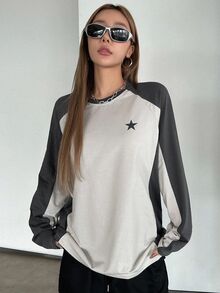 DAZY Y2K配色拼接星星印花落肩袖長袖女款上衣，秋季校園風T恤 - 彩色 - 查看 3