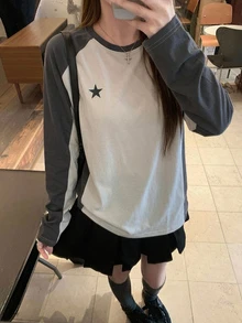DAZY Y2K配色拼接星星印花落肩袖長袖女款上衣，秋季校園風T恤 - 彩色 - 查看 9