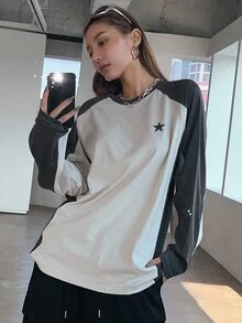 DAZY Y2K配色拼接星星印花落肩袖長袖女款上衣，秋季校園風T恤 - 彩色 - 查看 7