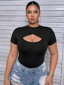 Muchica Plus Size Solid Color Cut Out Front Corset Black Tee - Black - View 8