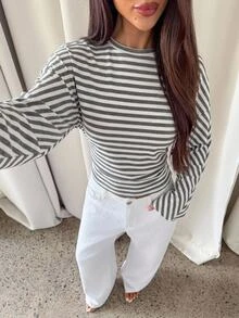 Aloruh 女款秋冬新款休閒百搭黑白條紋鬆身收腰長袖T恤，適合返校季、街頭穿搭與日常穿著 - 黑與白 - 查看 3