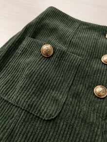 Suri Mira Women's Elegant Button Pocket Shorts For Office And Commuting - Olive Green - View 7
