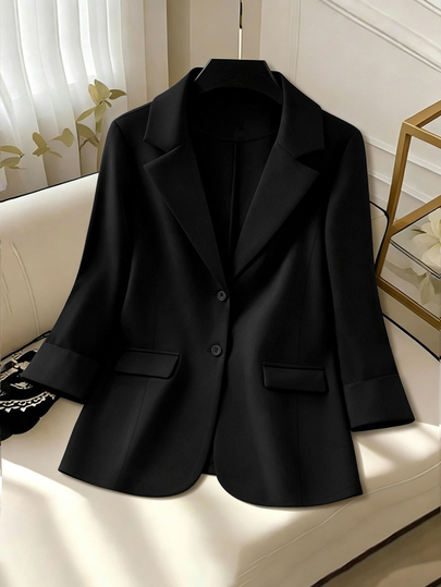 GlowEve CURVE Blazer Berkerah Kerah Plus dengan Kancing Tunggal