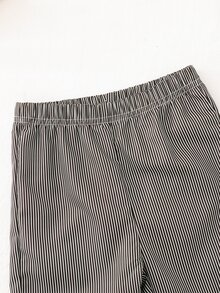 SHEIN 幼童男孩毛衣 Polo 褲套裝，可愛酒紅熊刺繡條紋長袖 V 領加厚款，派對家庭校園冬季紳士風棕色條紋 - 棕色 - 查看 6
