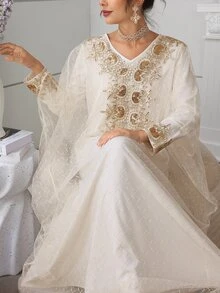 Al Najma Elegant & Romantic V-Neck Batwing Dress, Spring/Summer Kaftan Jalabiya Dress - Apricot - View 4