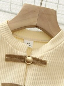 SHEIN Elladie kids 女童素色羅紋針織夾克，立領復古金屬鈕扣裝飾長袖休閒短外套，秋季外穿外套 - 杏色 - 查看 4