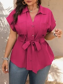 Vionelle 大码女式春夏法式优雅正式休闲度假纯色衬衫领 V 领蝙蝠袖系带腰 A 字前开金属纽扣装饰短袖衬衫 - 玫紅色 - 查看 7