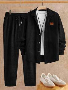 Manfinity RebelGame Men's 2-Piece Set, Black Corduroy Outfit, Fall Casual Wear, Button-Down Shacket, Drawstring Pants, Streetwear Co-Ord, Minimalist Matching Set - Black - View 1