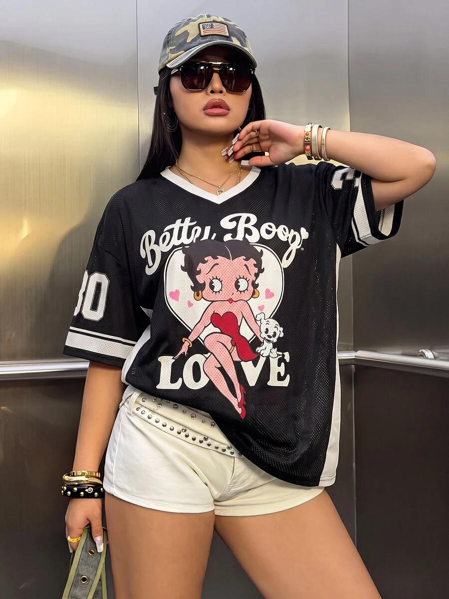 Betty Boop x SHEIN Plus Size Women Cartoon Print V-Neck Drop Shoulder Casual Graphic Streetwear T-Shirt Day Time Black Summer - Black and White - View 1