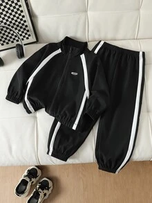 SHEIN 2件組小男孩休閒拼色連帽衛衣與運動長褲套裝，秋冬時尚運動穿搭 - 黑色 - 查看 2