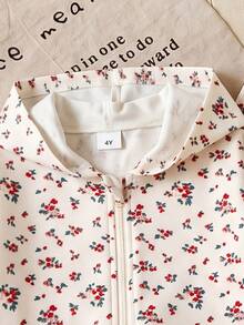 SHEIN Vintaside Kids 2件組幼女連帽外套+長褲套裝，甜美白色花朵天鵝絨蝴蝶結長袖，拉鍊式，生日幼兒園派對秋季假期聖誕嬰兒裝 - 杏色 - 查看 8