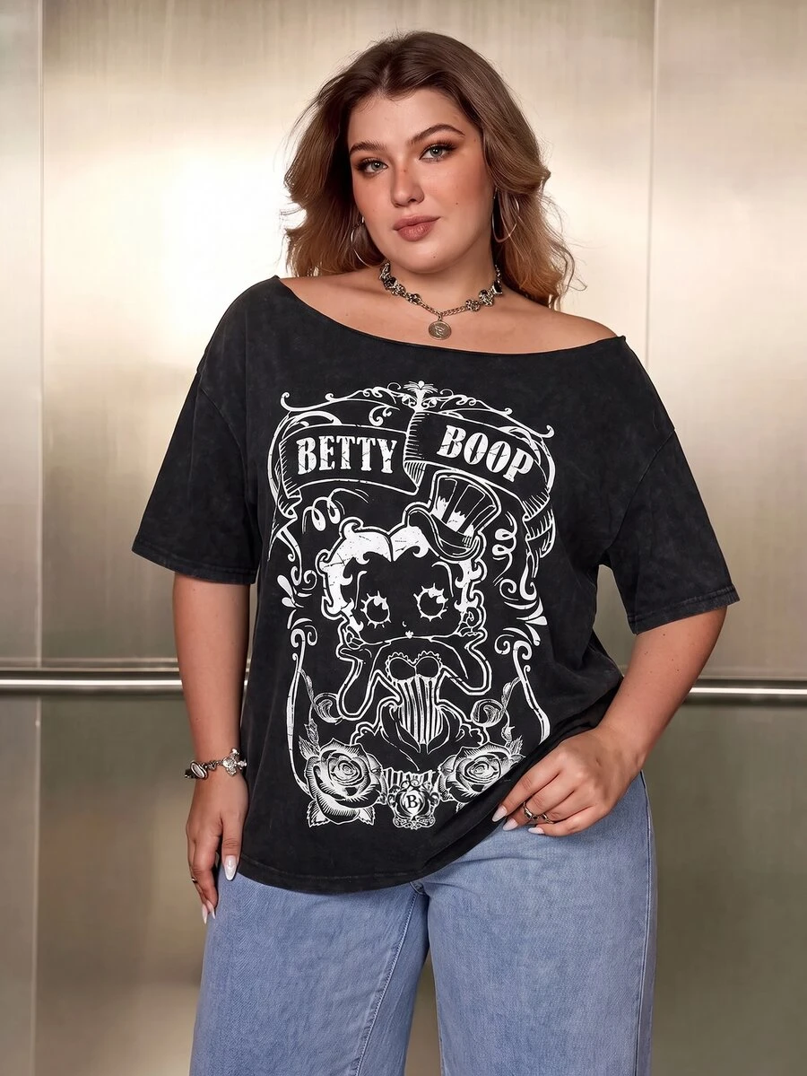 Betty Boop x SHEIN Plus Skull & Letter Graphic Asymmetrical Neck Tee - Black - View 1