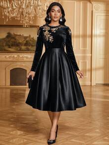 Fleurora Women's Patchwork Floral Sequin Round Neck Long Sleeve Elegant Dress - Black - View 4