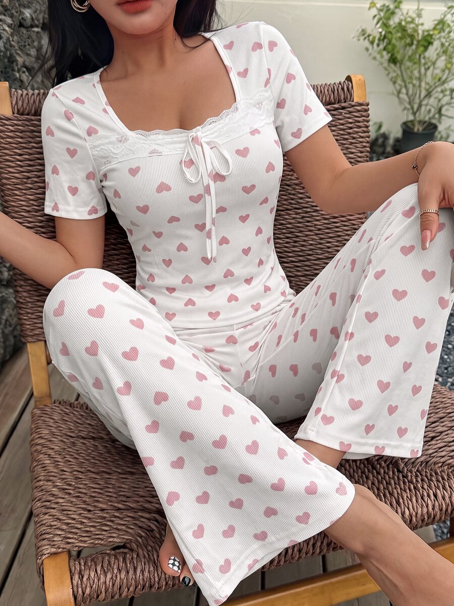 SHEIN Heart Print Contrast Lace Trim Slim Fit Short Sleeve Women Pajama Set - Pink - View 1