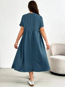 Shapeblank Plus Size Women's Dusty Blue Summer Casual Picnic V-Neck Short Sleeve Mid-Length Dress,Loose Comfortable Texture Fabric Work Dress With Pockets - Blue - View 4