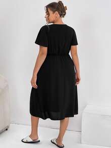 Shapeblank Women's Plus Size Summer Casual Vacation Waist V-Neck Short-Sleeved Pocket Black Conservative Dress - Black - View 3