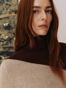 MOTF PREMIUM Atasan sweater pullover wol campuran dengan blok warna asimtotik elegan, kerah tinggi, musim gugur/musim dingin. - MultiWarna - View 2