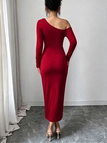 SHEIN Raffinéa Women's Autumn Winter Elegant Solid Color Long Sleeve Fitted Dress, High Slit Asymmetrical Shoulder Pearl Decor, Sexy Party Dress For Daily Dating - Burgundy - View 2