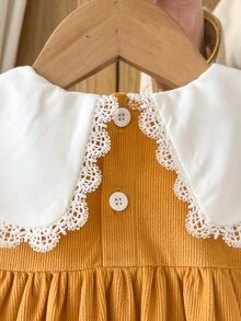SHEIN Vintaside Kids 女嬰長袖刺繡領時尚優雅洋裝，適合春秋涼爽天氣，戶外活動、露營、公園、散步、旅行、拍照 - 黃色 - 查看 6