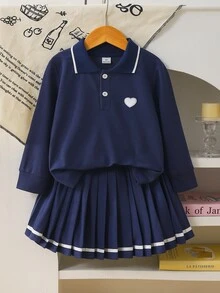 SHEIN 4-7歲女童海軍藍上衣與裙子套裝學院風長袖翻領上衣愛心刺繡貼布 + 百褶迷你裙秋季 - 寶藍色 - 查看 4