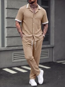 Manfinity Homme طقم رجالي من قطعتين بأسلوب ساحلي أمريكي، نسيج منسوج، ياقة كوبية، قصة فضفاضة، أكمام قصيرة، بنطال طويل برباط، فخامة هادئة، بسيط، كاجوال للعطلات - كاكي - مشاهدة 3