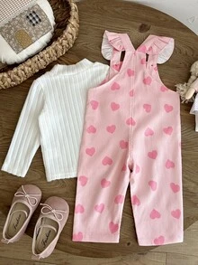 SHEIN 2件組幼兒女嬰上衣吊帶褲套裝，可愛甜美粉色白色荷葉邊愛心印花長袖假領休閒款，秋季公主風柔軟衣著 - 淺粉色 - 查看 2