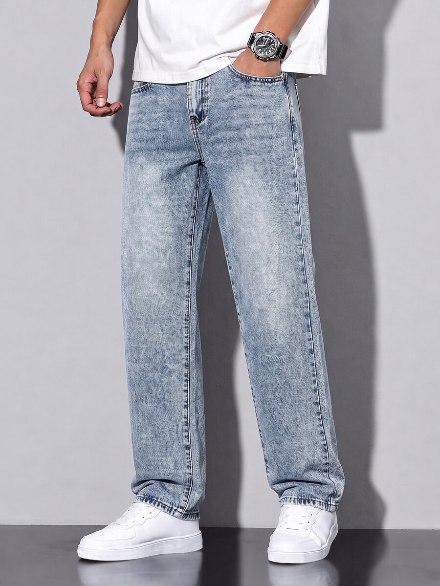 QuarKem Men's Casual Daily Travel Denim Jeans With Pockets - Light Wash - View 1