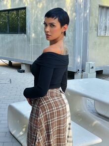 Alicia Augustina تي شيرت مناسق بشكل محكم لون الطباعة الفهد أنحاء كاملة يكشف الكتف بأكمام طويلة، مطوي الخصر بطراز هاراجوكو Y2K - الأسود - مشاهدة 3