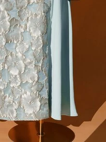 Rometta 大码女式V领拼接长裙，提花面料，3D立体花卉装饰，喇叭袖和收腰设计，适合海滩度假、通勤、派对、情人节、音乐节、母亲节、万圣节、感恩节、复活节、国庆节、新年、约会、圣诞节、婚礼季、秋冬季等各种场合。 - 藍色 - 查看 8