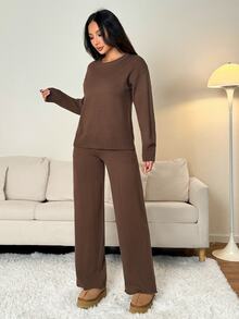 SHEIN PETITE ملابس نسائية بلون موحد، كنزة بياقة دائرية وأكمام طويلة وبنطلون، ملابس كاجوال عادية، خريف/شتاء، خريف، ملابس خريفية للنساء، شتاء، للنساء الصغيرات - بني - مشاهدة 3