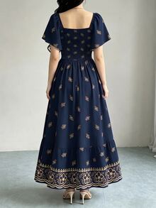 Modelyn 桃色花卉印花優雅紫色洋裝，女款時尚方領泡泡袖短袖洋裝，下擺荷葉邊飾度假風洋裝 - 彩色 - 查看 3